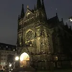 Im Herzen - Zentral In *